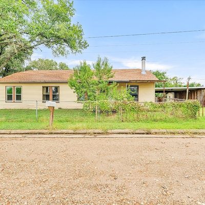 148 E Boundary St, Giddings, TX 78942