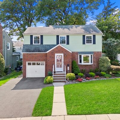 15 Glenview Rd, Nutley, NJ 07110