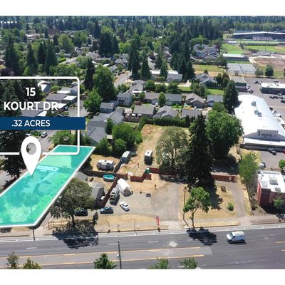 15 Kourt Dr, Eugene, OR 97404