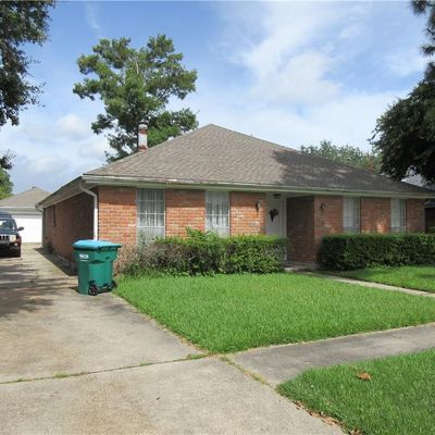 15 Normandy Dr, Kenner, LA 70065