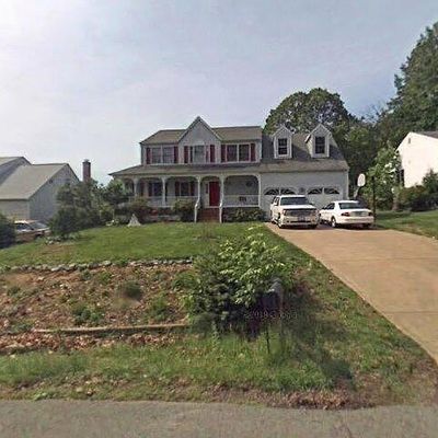 15 Owen St, Stafford, VA 22556