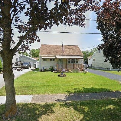 15 Wyandotte St, Depew, NY 14043