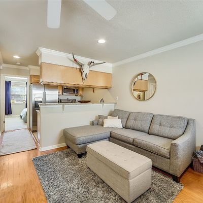 1500 East Side Drive, Austin, TX 78704