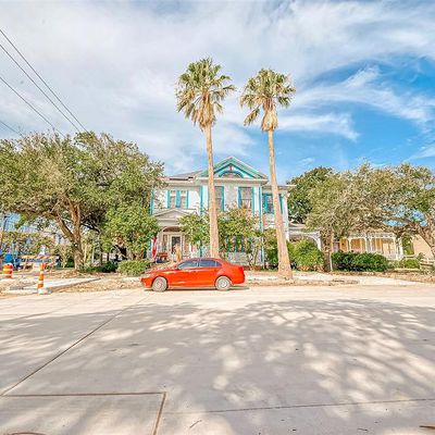 1502 Tremont Street, Galveston, TX 77550