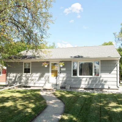 1304 11 Th St S, Moorhead, MN 56560