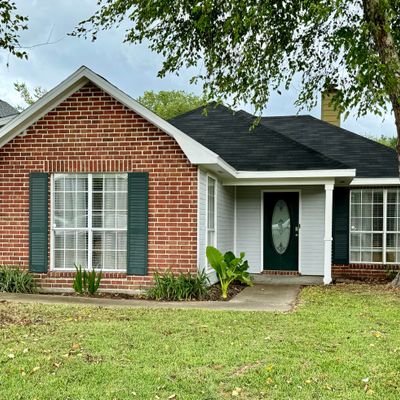 131 Sugarcreek Drive, Youngsville, LA 70592