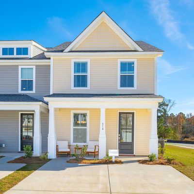 132 Abbey Terrace Road, Moncks Corner, SC 29461