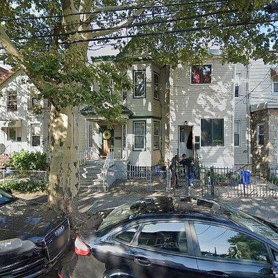 132 Boyd Ave, Jersey City, NJ 07304