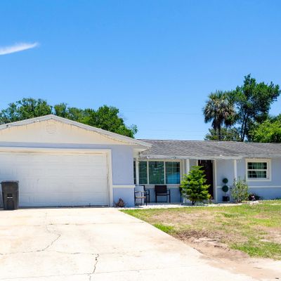 1325 Laurel Dr, Daytona Beach, FL 32117