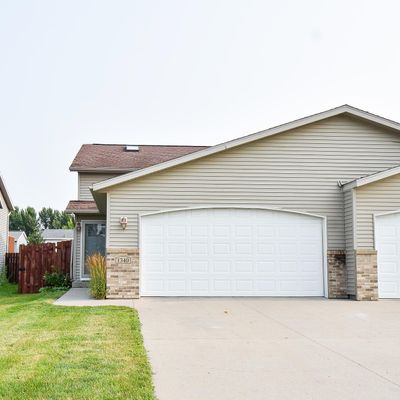 1340 37 Th Ave S, Moorhead, MN 56560