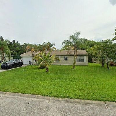 1341 Se Belcrest St #St, Port Saint Lucie, FL 34952