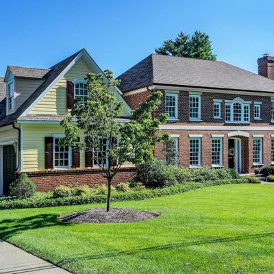 135 Winding Way, Haddonfield, NJ 08033