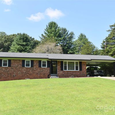 136 Meadowbrook Lane, Marion, NC 28752