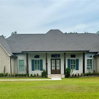 13645 Rue Chateau, Ponchatoula, LA 70454