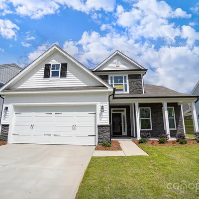 138 Summerhill Drive, Mooresville, NC 28115