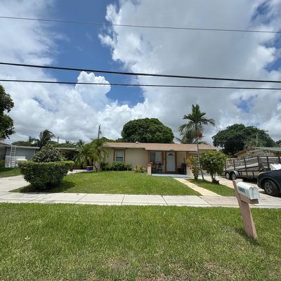 1607 Ne 4 Th St, Boynton Beach, FL 33435