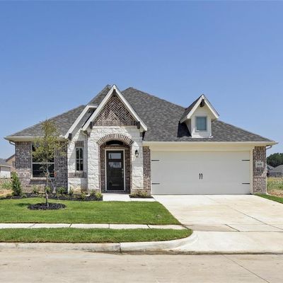 1640 Elle Lane, Aubrey, TX 76227