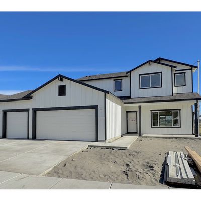 1686 Ne 8th Pl, Hermiston, OR 97838