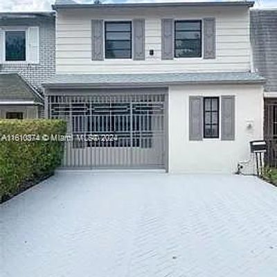 1691 W 68 Th St, Hialeah, FL 33014