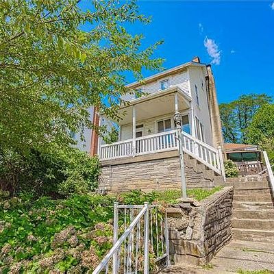 17 Franklin St, Whitehall, PA 18052