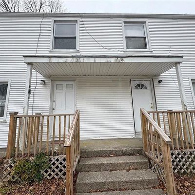 17 Victory Dr, New Haven, CT 06515