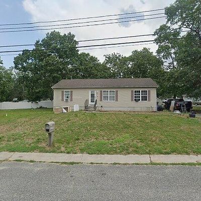 1710 Venus Dr, Vineland, NJ 08360