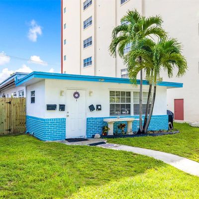 1711 Buchanan St, Hollywood, FL 33020