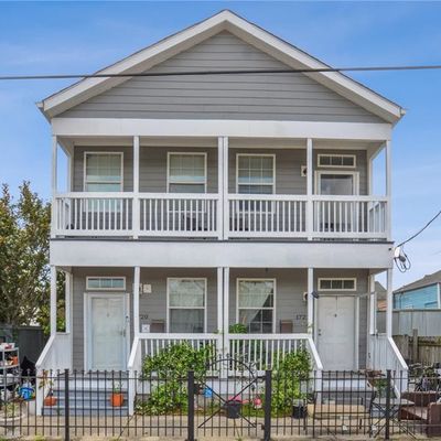 1722 Harmony St, New Orleans, LA 70115