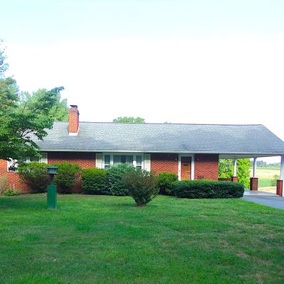 1728 Rockfish Rd, Waynesboro, VA 22980