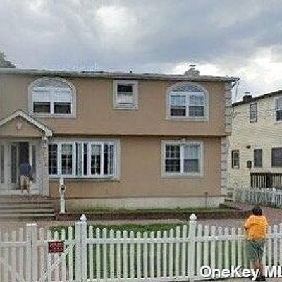 174 Babylon, Merrick, NY 11566