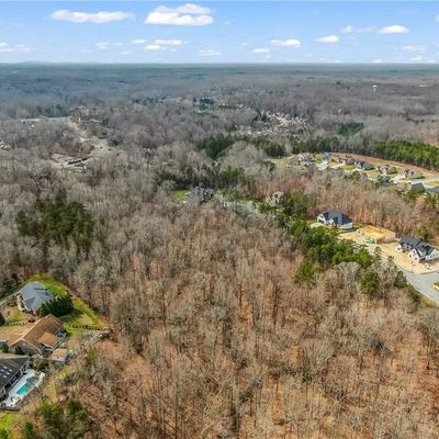 1751 Country Club Dr, High Point, NC 27262