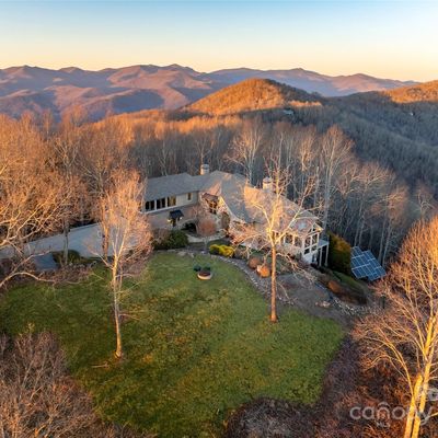 176 Hickory Forest Rd, Fairview, NC 28730