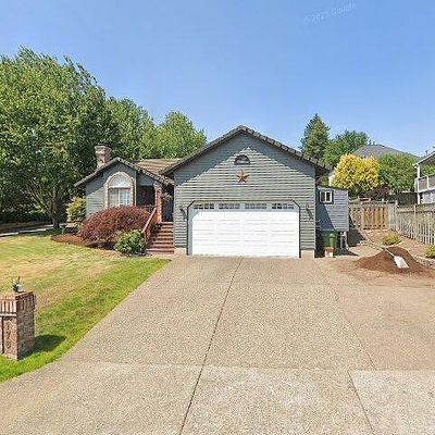 176 Sw Spruce St, Dundee, OR 97115