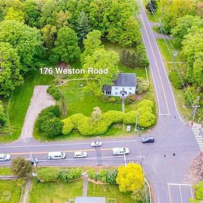 176 Weston Rd, Weston, CT 06883