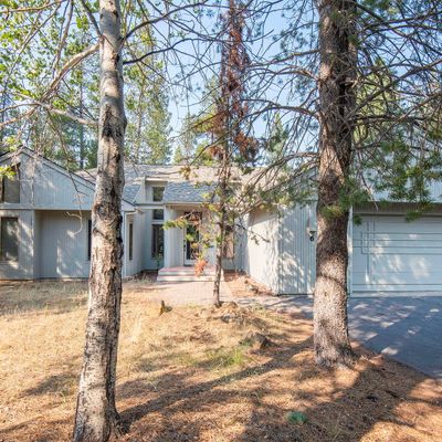 17776 Topflite Ln, Bend, OR 97707