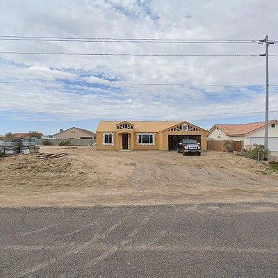 15418 S Overfield Rd, Arizona City, AZ 85123