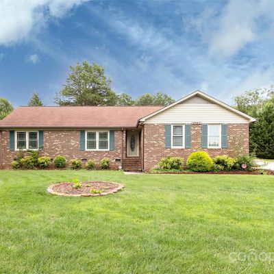 1544 Daybreak Road, Kannapolis, NC 28081