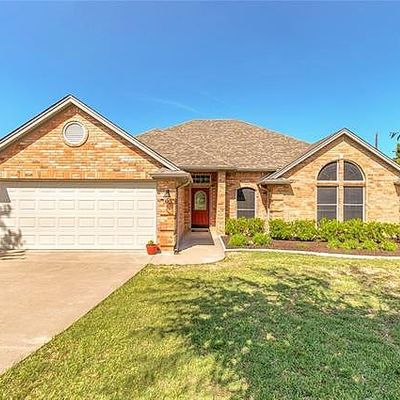 1544 Oak Tree Cir, Weatherford, TX 76086