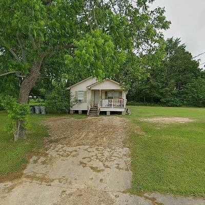 1567 Groom Rd, Baker, LA 70714