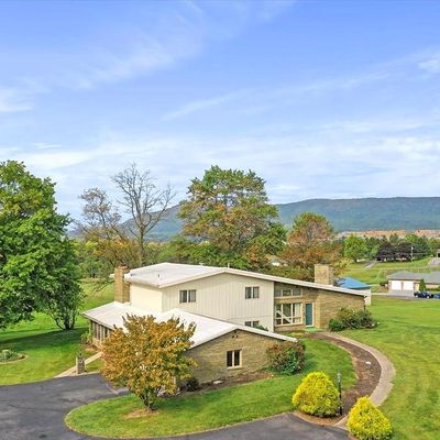 157 St Thomas Edenville Rd, Saint Thomas, PA 17252