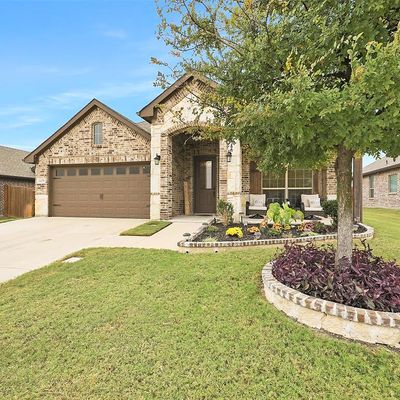 1577 Country Crest Dr, Waxahachie, TX 75165