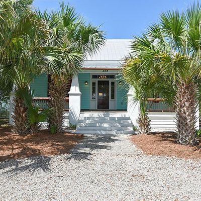 158 4th St, Apalachicola, FL 32320