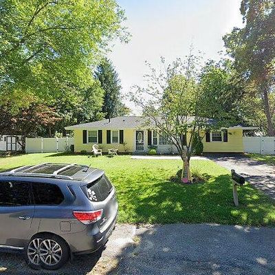 158 Caroline Dr, Bellingham, MA 02019