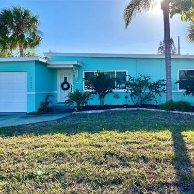 15808 3 Rd St E, Redington Beach, FL 33708