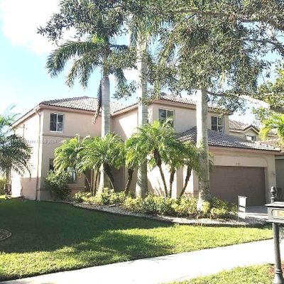 1587 Winterberry Ln, Weston, FL 33327