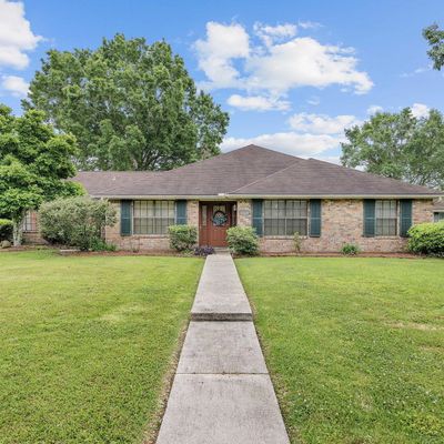 1596 E Bridge St, Breaux Bridge, LA 70517