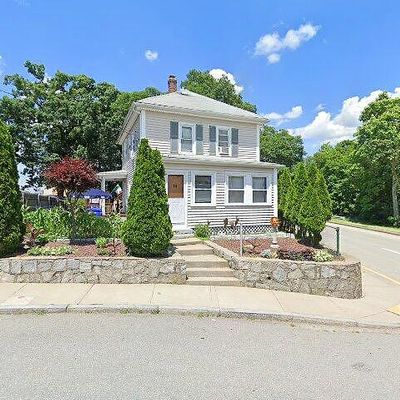 16 Grove St, West Warwick, RI 02893