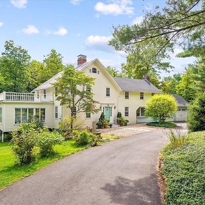 16 Woodchuck Hill Rd, West Simsbury, CT 06092