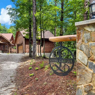 1600 Pisgah Preserve Dr, Nebo, NC 28761