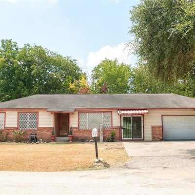 1601 Harris St, Wharton, TX 77488